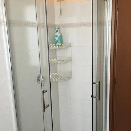 Airport Orio Apartment